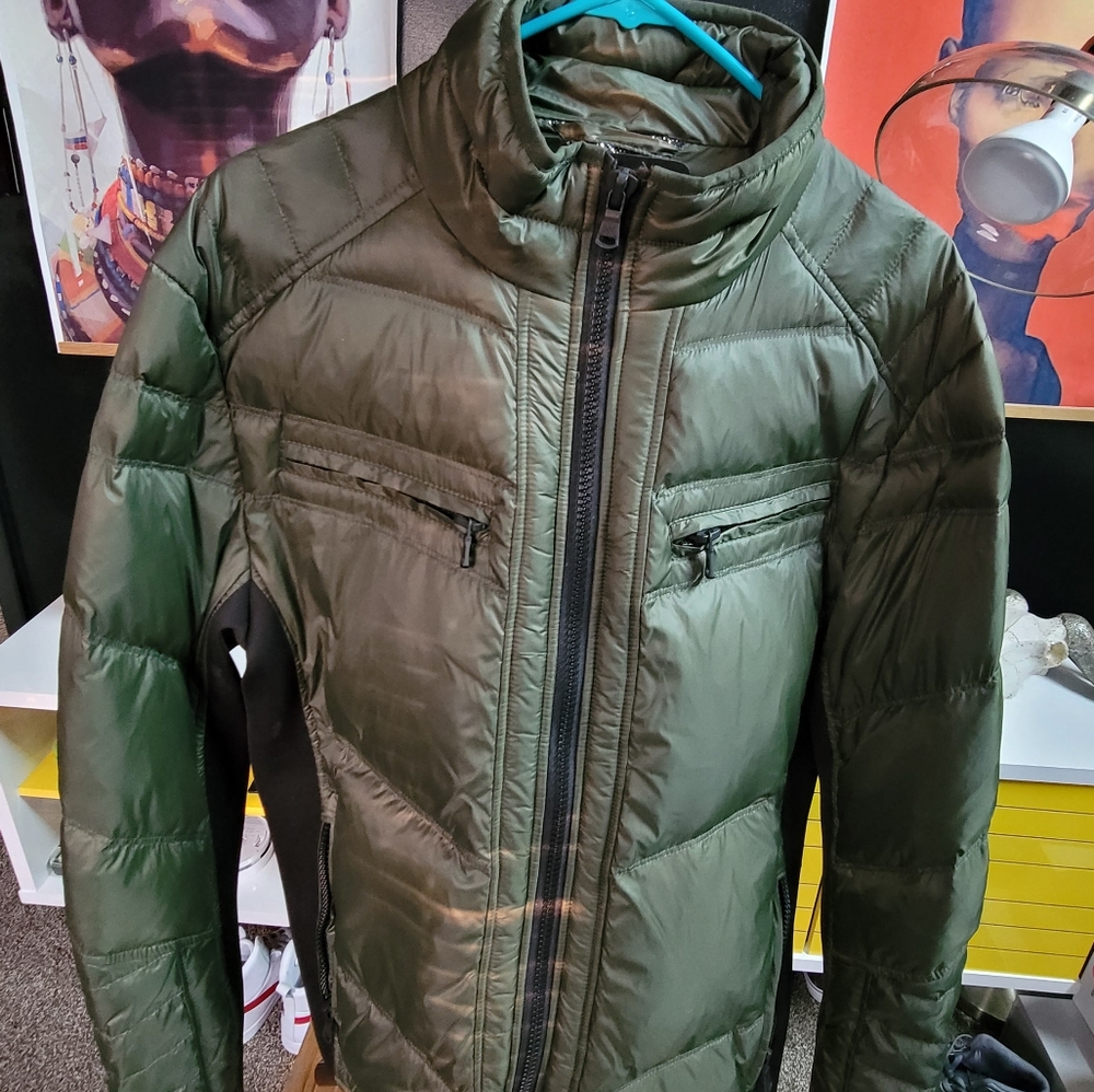 Green , Large